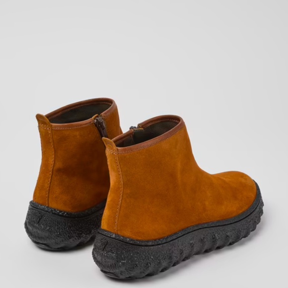 Camper Suede Ground Michelin Boots Size 38 EU 7.5 US - Picture 2 of 4